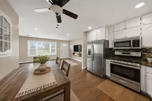 108 Dante Ct, Shorewood, IL 60404 - Photo 10