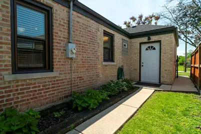 2537 Willow Street, Franklin Park, IL 60131 - Photo 4
