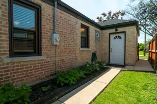 2537 Willow St, Franklin Park, IL 60131 - Photo 4