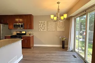 1139 Wickfield Ct, Naperville, IL 60563 - Photo 6