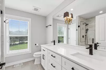 634 Indian Path Road, Grayslake, IL 60030 - Photo 14