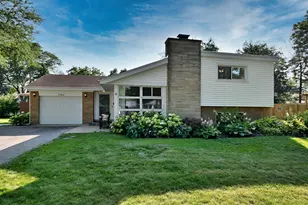 286 S Boyd Ave, Elmhurst, IL 60126 - Photo 1