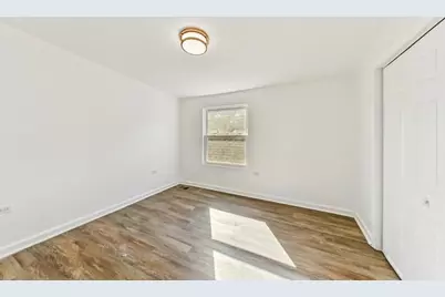 7801 S Eberhart Avenue, Chicago, IL 60619 - Photo 8
