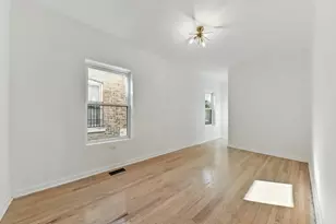 7801 S Eberhart Ave, Chicago, IL 60619 - Photo 20