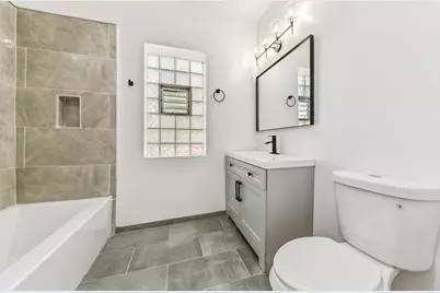 7801 S Eberhart Avenue, Chicago, IL 60619 - Photo 4