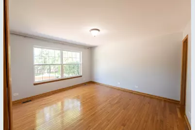 754 Savannah Lane, Crystal Lake, IL 60014 - Photo 6