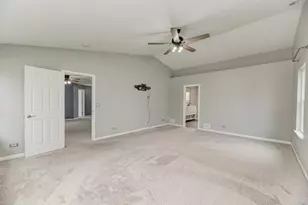 2322 Pagosa Springs Dr, Aurora, IL 60503 - Photo 36