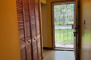 2059 215th Pl, Sauk Village, IL 60411 - Photo 4