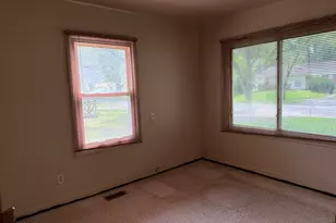 2059 215th Pl, Sauk Village, IL 60411 - Photo 10