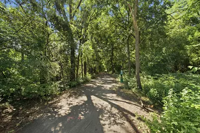 27 Cour Deauville, Palos Hills, IL 60465 - Photo 2