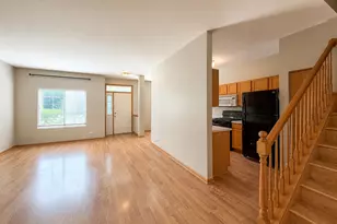 2239 Reflections Dr, Aurora, IL 60502 - Photo 2