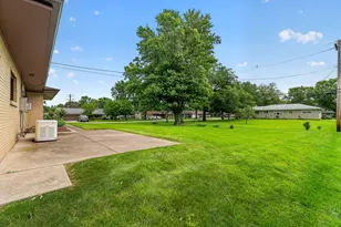 3300 Pinecrest Dr, Joliet, IL 60435 - Photo 28