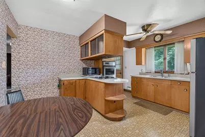 3300 Pinecrest Drive, Joliet, IL 60435 - Photo 10
