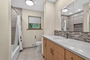 3300 Pinecrest Dr, Joliet, IL 60435 - Photo 22