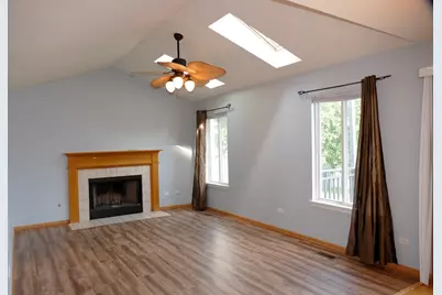 2551 Smithfield Lane, Aurora, IL 60504 - Photo 4