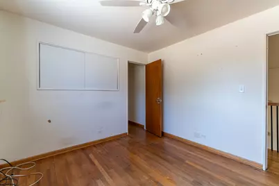 425 S Clarendon Avenue, Addison, IL 60101 - Photo 22