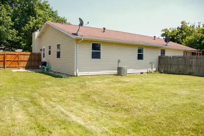 1260 Deerpath Drive, Morris, IL 60450 - Photo 2