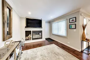 309 Redwing Dr, Deerfield, IL 60015 - Photo 4