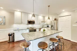 309 Redwing Dr, Deerfield, IL 60015 - Photo 8