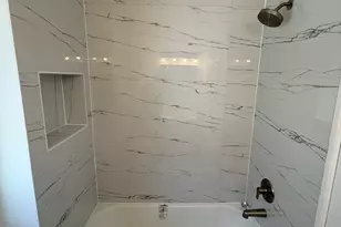 11344 S Parnell Ave, Chicago, IL 60628 - Photo 14