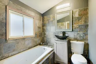 15318 Hastings Dr, Dolton, IL 60419 - Photo 8