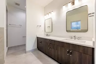 2832 W Wilcox St, Chicago, IL 60612 - Photo 16