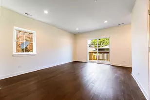 2832 W Wilcox St, Chicago, IL 60612 - Photo 10