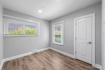 24060 N Lakeside Drive, Lake Zurich, IL 60047 - Photo 16