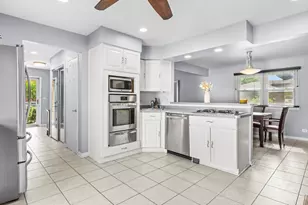 2964 Drover Ln, Darien, IL 60561 - Photo 6