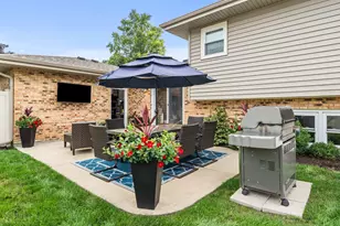 2964 Drover Ln, Darien, IL 60561 - Photo 20