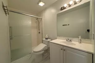 1581 Raymond Dr, Naperville, IL 60563 - Photo 6