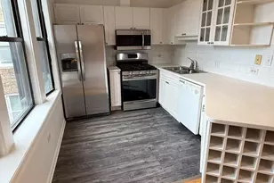 5726 S King Dr, Chicago, IL 60637 - Photo 2