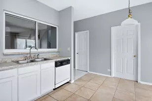 1114 Andover Ct, Glendale Heights, IL 60139 - Photo 12