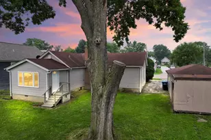 523 Batavia Ave, Aurora, IL 60506 - Photo 20