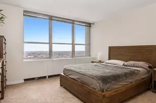 655 W Irving Park Rd, Chicago, IL 60613 - Photo 6