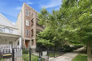 5302 N Winthrop Ave, Chicago, IL 60640 - Photo 1