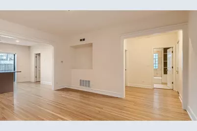 1734 W Estes Avenue #2R, Chicago, IL 60626 - Photo 4