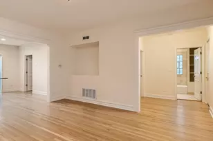 1734 W Estes Ave, Chicago, IL 60626 - Photo 4