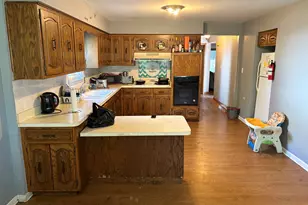15020 Woodlawn Ave, Dolton, IL 60419 - Photo 4