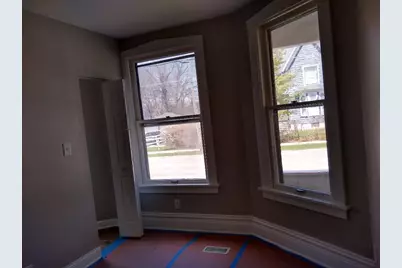 472 N Spring Street, Elgin, IL 60120 - Photo 6