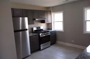 472 N Spring St, Elgin, IL 60120 - Photo 14