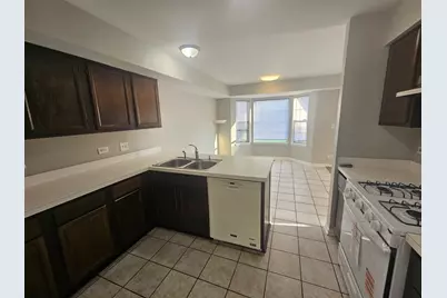10 King Drive, Streamwood, IL 60107 - Photo 12