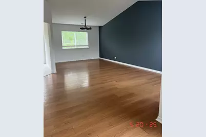 1429 Meadowsedge Lane #1429, Carpentersville, IL 60110 - Photo 4