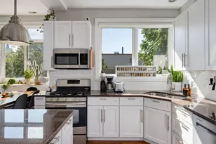 1950 N Honore St, Chicago, IL 60622 - Photo 10