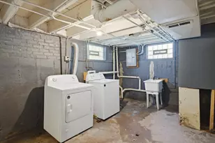 10122 S Luella Ave, Chicago, IL 60617 - Photo 20
