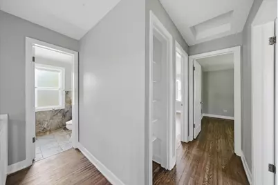 10122 S Luella Avenue, Chicago, IL 60617 - Photo 2