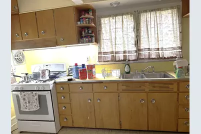 920 N Jackson Street, Waukegan, IL 60085 - Photo 6