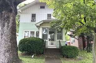920 N Jackson St, Waukegan, IL 60085 - Photo 1