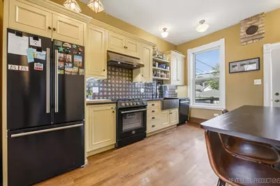 1137 S East Avenue, Oak Park, IL 60304 - Photo 2