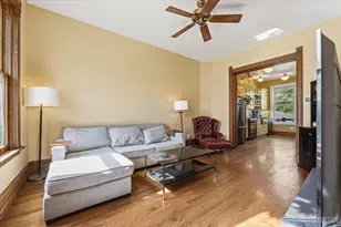 1137 S East Ave, Oak Park, IL 60304 - Photo 6
